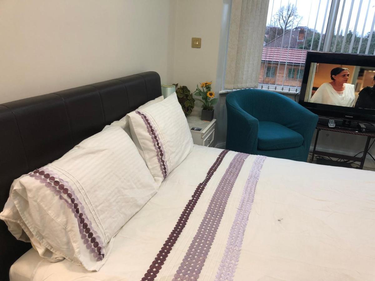 Lyndon B&B Solihull Extérieur photo